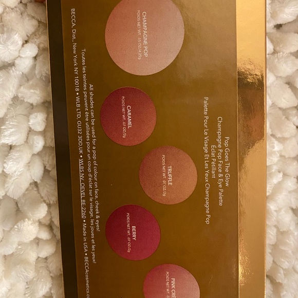 💋🎉HOST PICK 🥂🎀NIB Becca go for the glow!! - Picture 6 of 7